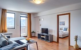 Complex Silver Hills